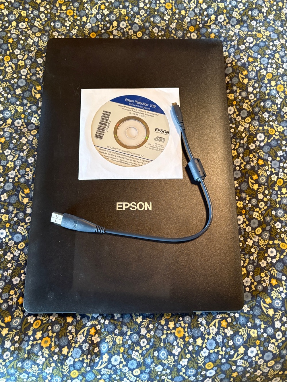 Epson Black Portable Flatbed Scanner with USB Cable